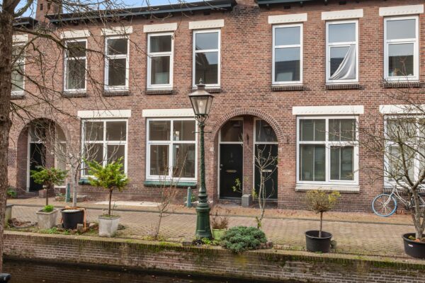 Leiden – Minnebroersgracht 14