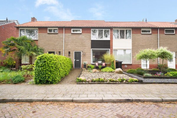 Nijverdal – Vondelstraat 64