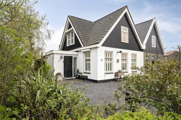 Sint Maarten – Stroet 54