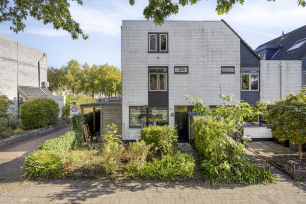 Apeldoorn – Jachtlaan 261