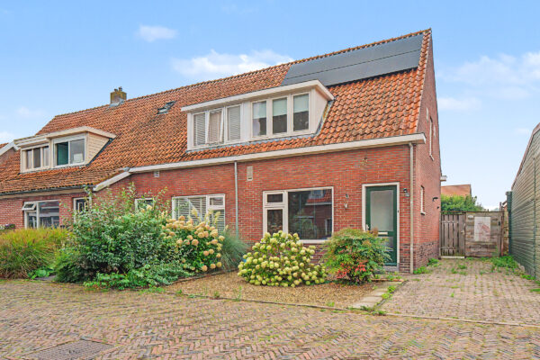 Nijverdal – Julianastraat 2
