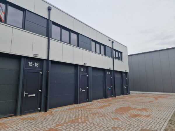 – Hoornseweg 15-18