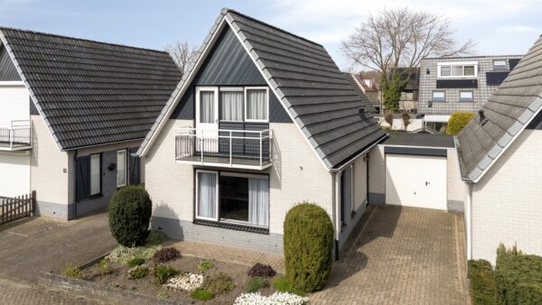 Duiven – De Kruisboog 10