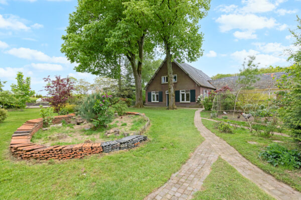 Beek – Arnhemseweg 25