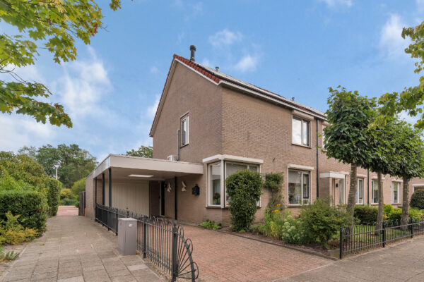 Nijverdal – Kruidenlaan 164